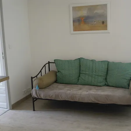 A L'abri Du Palais *
